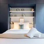 Old With Cachet Parking Apartment