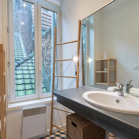 Old With Cachet Parking Lägenhet *